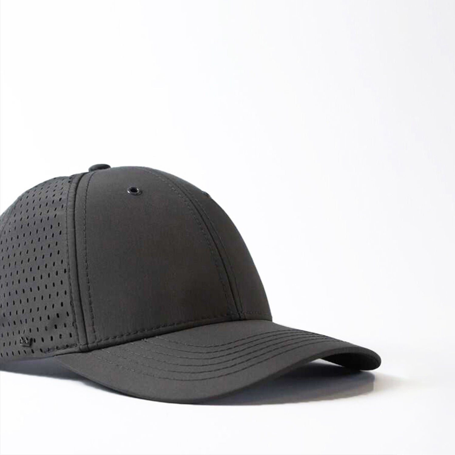 UFlex Adults High Tech Curved Peak Snapback