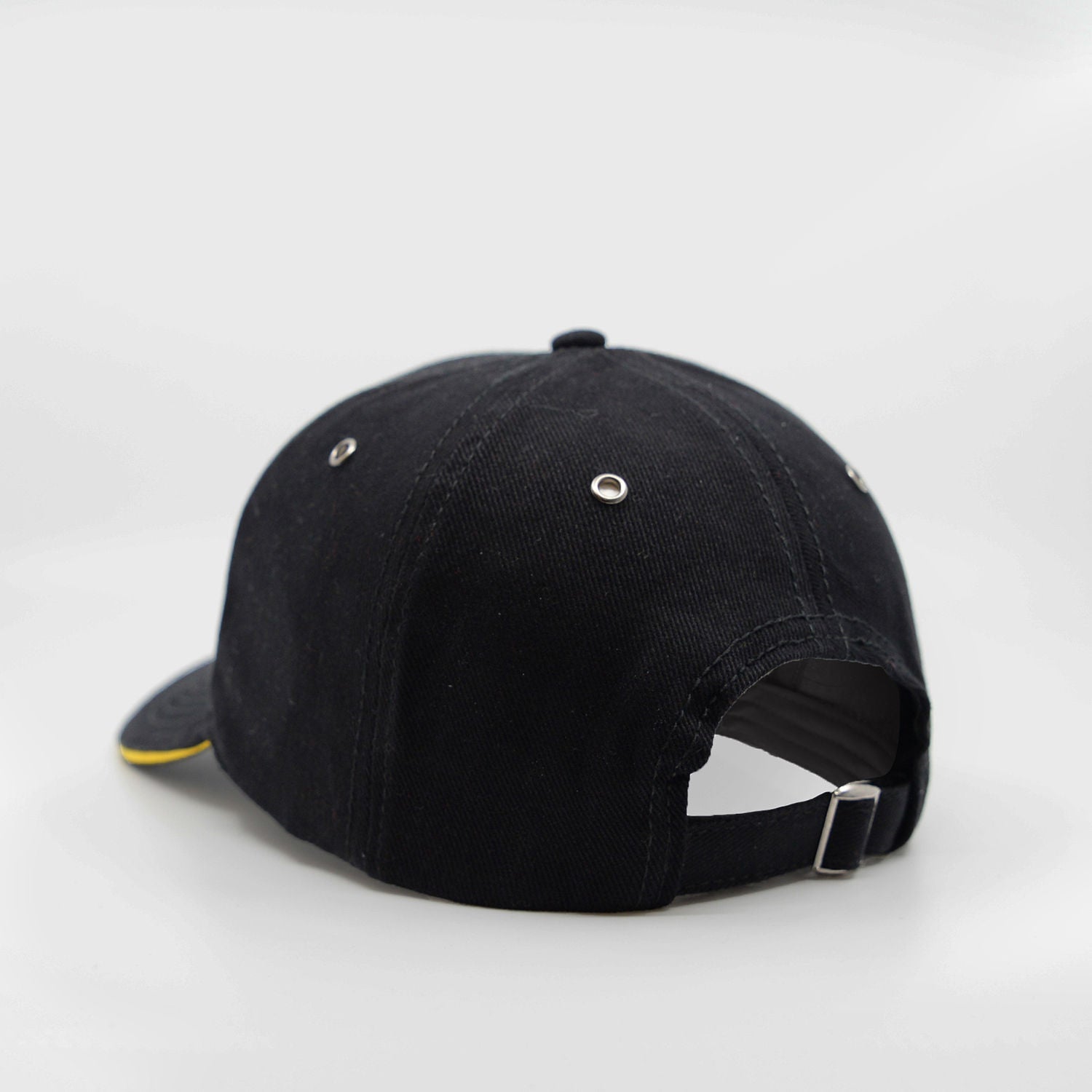 Headwear24 Metal Sandwich Peak